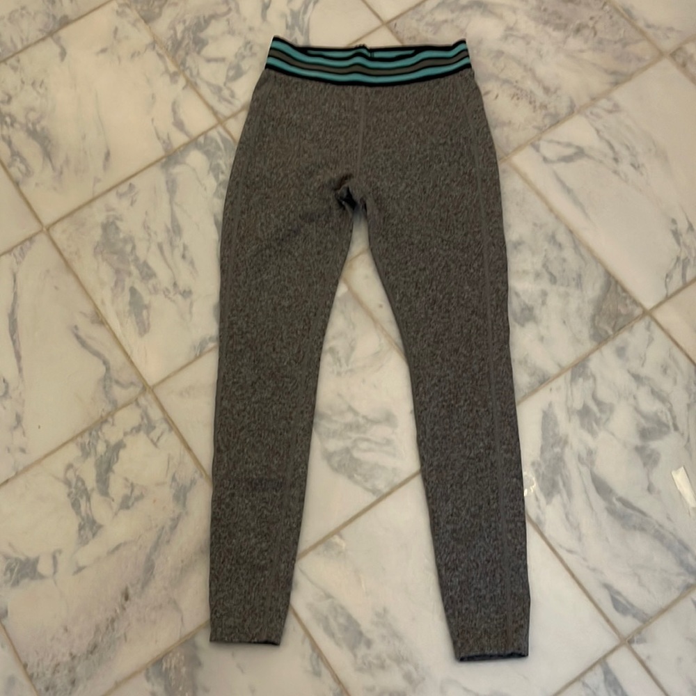 Splendid leggings